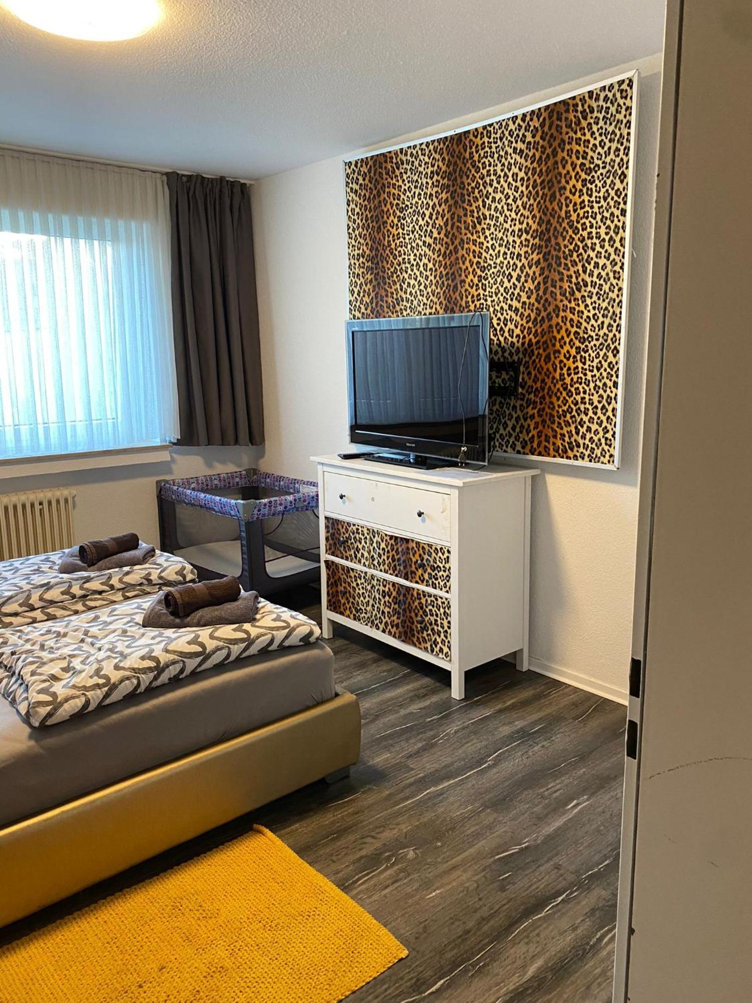Apartment Dusseldorf-South - Self Check-In Exterior photo
